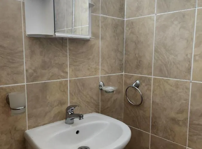 Family Summer מלון רבדה