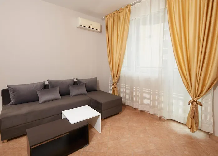 Family Summer מלון רבדה