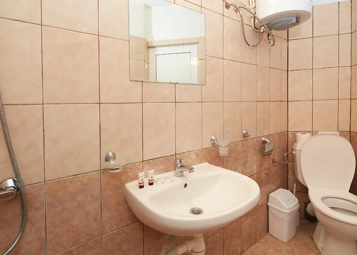 Family Summer מלון 2*