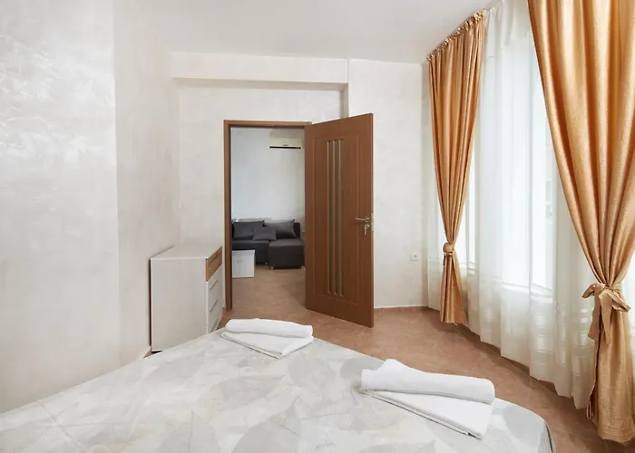 Family Summer מלון רבדה