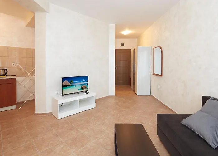 Family Summer רבדה