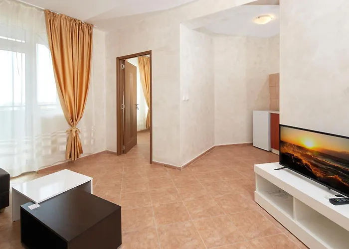 Family Summer מלון 2*