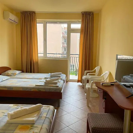 Family Summer Otel Ravda