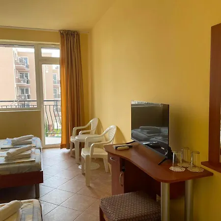 Family Summer Otel 2*