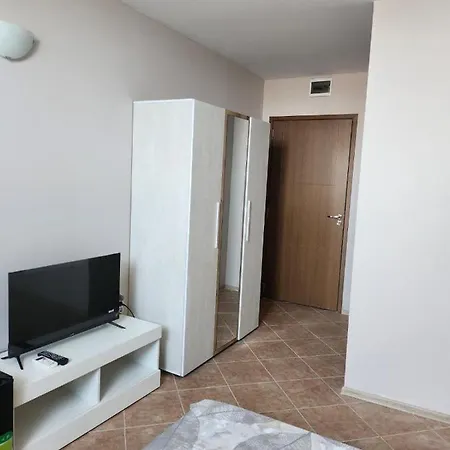 Otel Family Summer Ravda