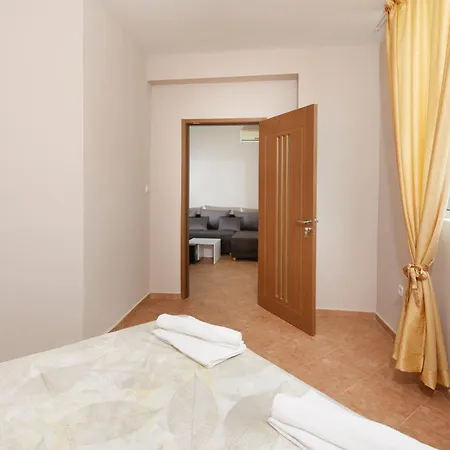 Otel Family Summer Ravda